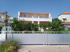 Apartment Rogoznica 7558a